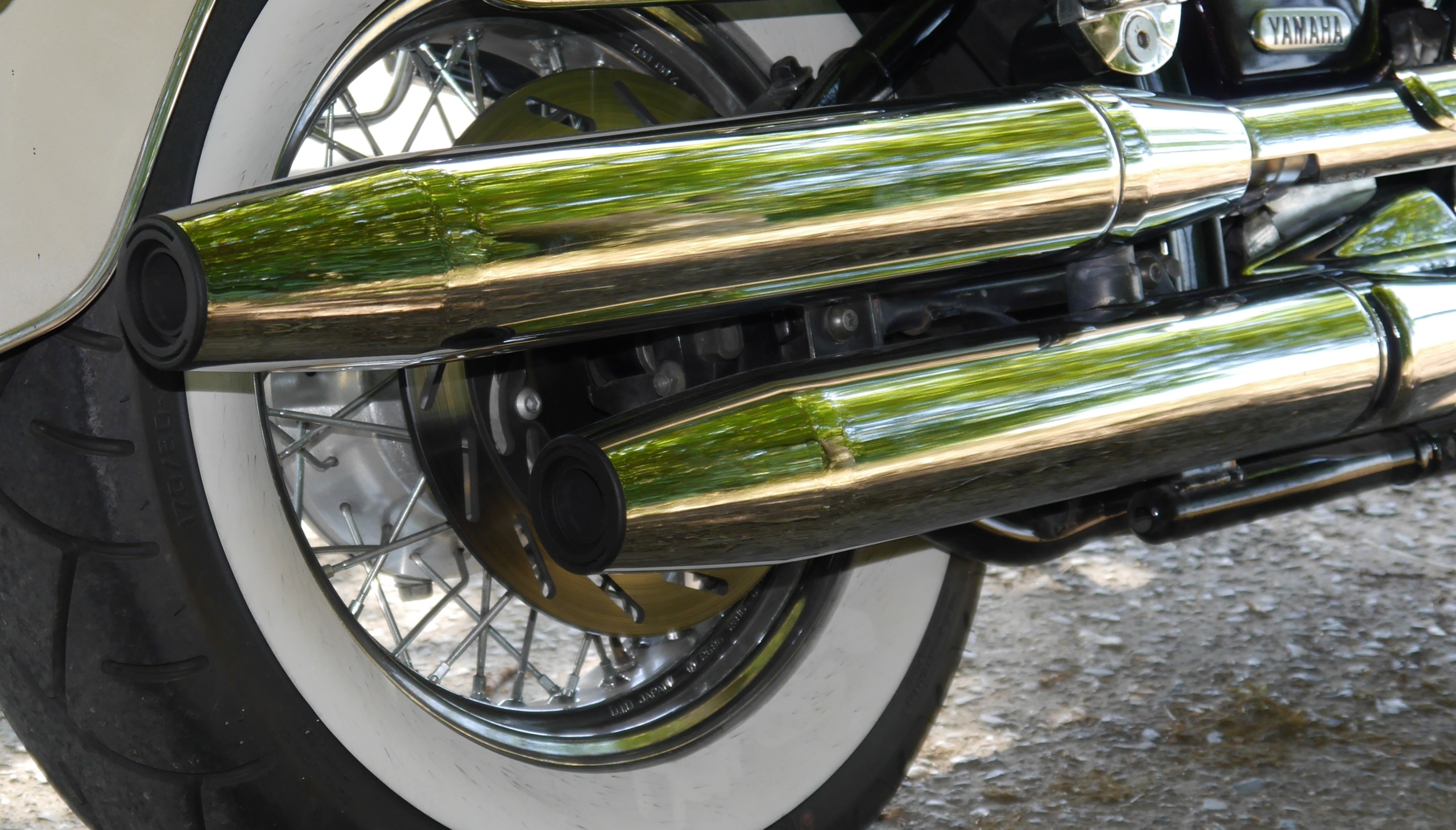 Verstellbarer Klappenauspuff-Umbau – Yamaha Dragstar XVS 1100